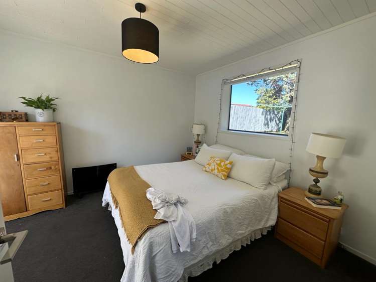 28 Matuhi Rise Henderson_8