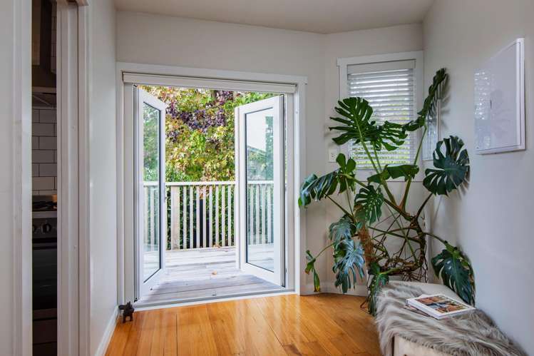 130 Holly Street Avondale_12