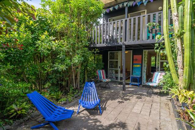 24 Cross Street Raglan_1