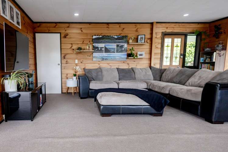 27 Coopers Road Gladstone_13