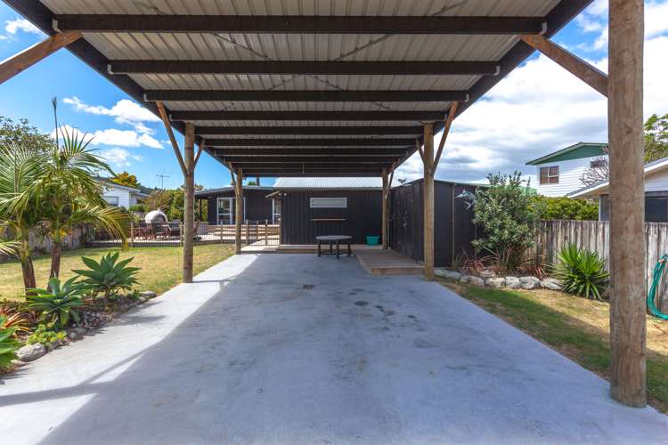 200 The Square Whangamata_4