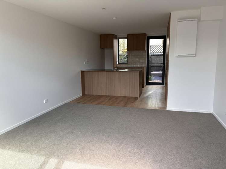 5/7 Grove Road 1380_3