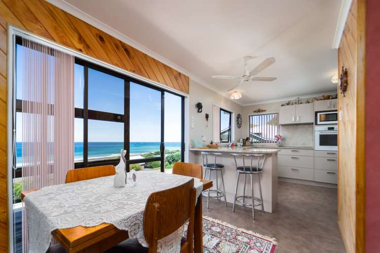 4 Ben Avon Grove Cape Palliser_5