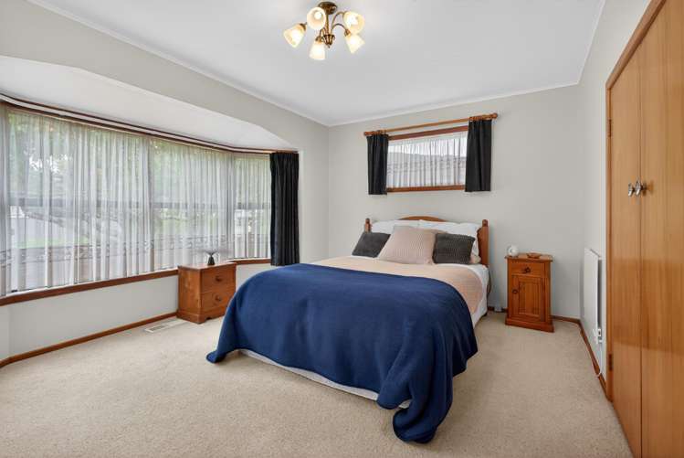 92 Peel Place Wainuiomata_9