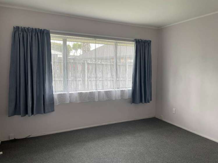 1/16 Bellville Drive Clendon Park_7