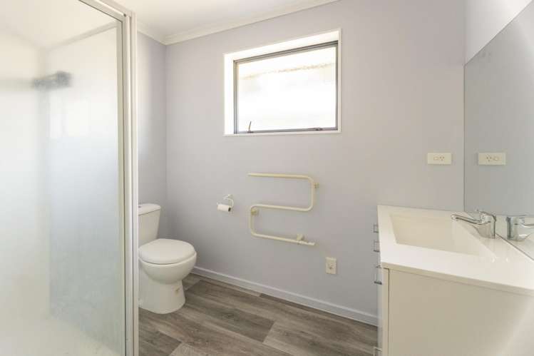 22B Bruce Avenue Glenview_7