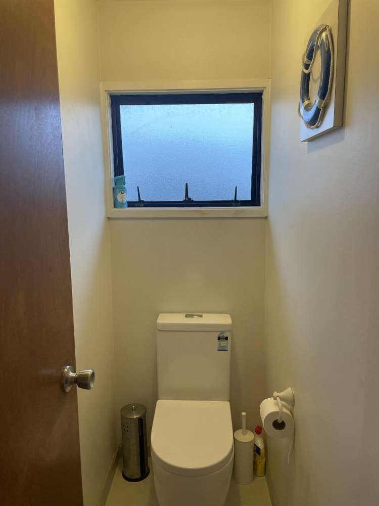 2/1 Barbados Dr Unsworth Heights_13