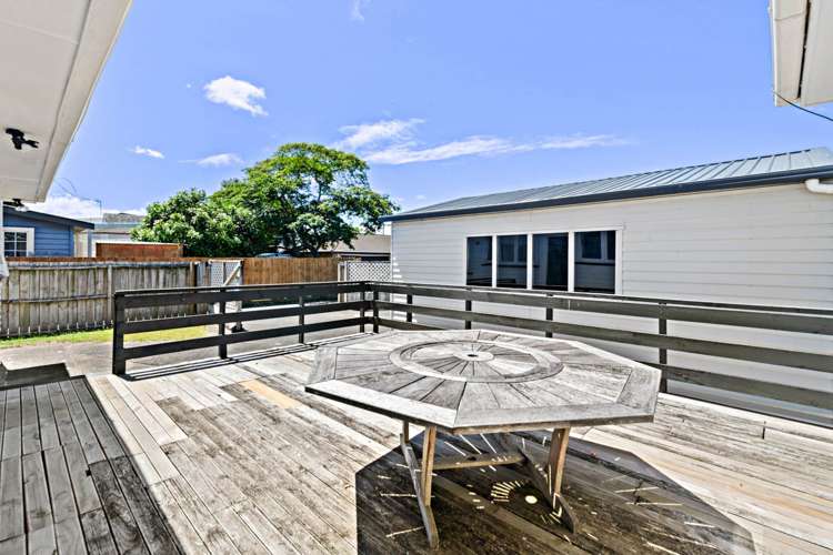 1/50 Halsey Road Manurewa_3