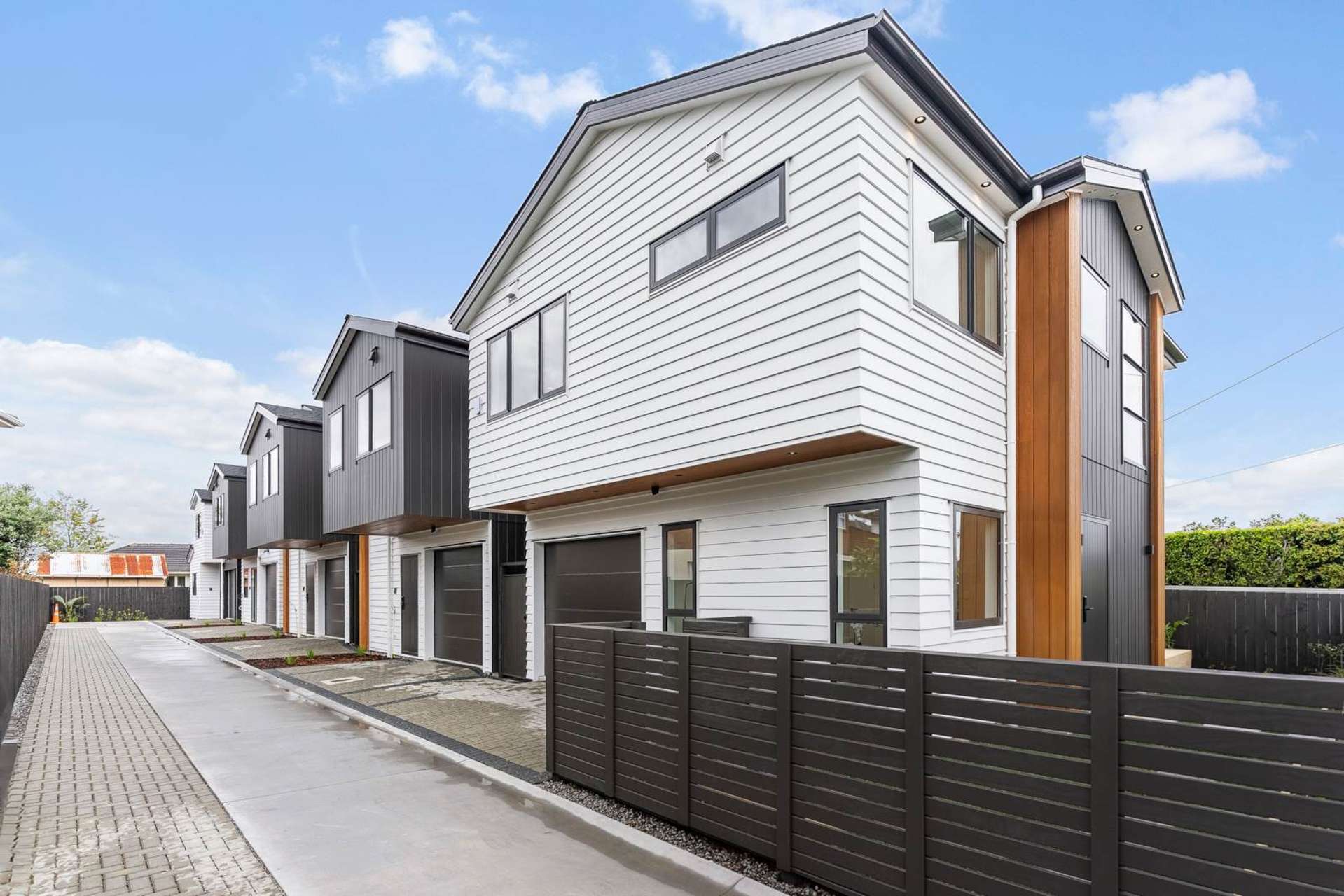 Lot 1-5/118 Chivalry Road Glenfield_0