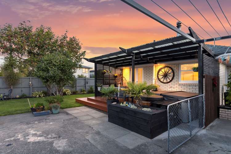19 Brockenhurst Street Aranui_16