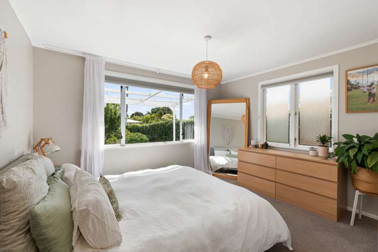 10 Edgerton Road Te Atatu Peninsula_12