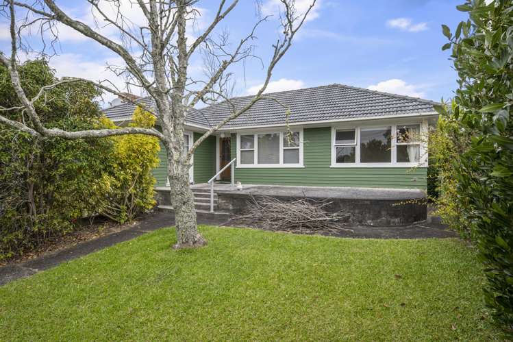12 Maui Pomare Street Blockhouse Bay_1