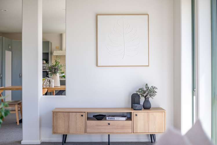 5 Locksley Lane Hamilton East_11