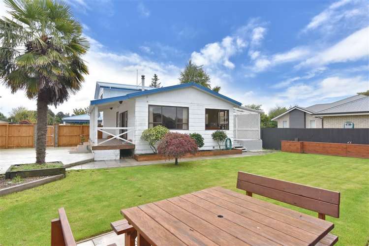 28 Gibbs Drive Woodend_12