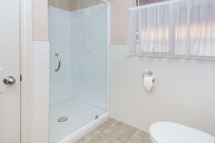 10/17 Simmonds Grove Greerton_5