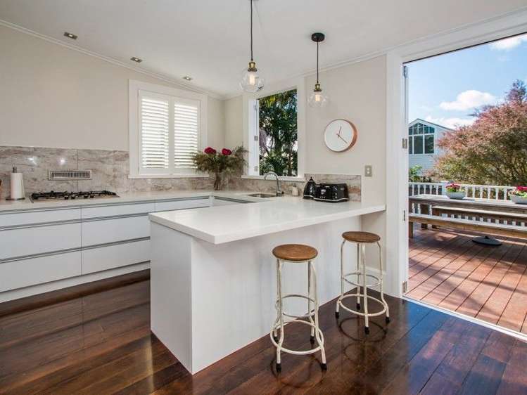 79 Queen Street Northcote Point_7