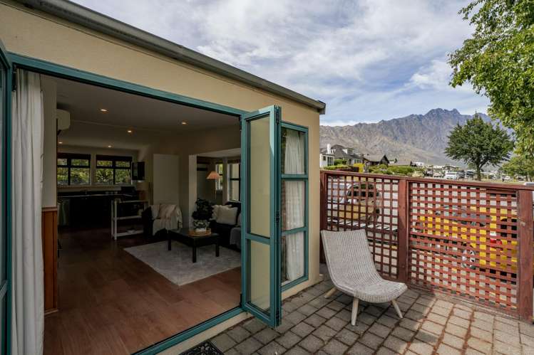 69-70/4 Lake Avenue Frankton_18