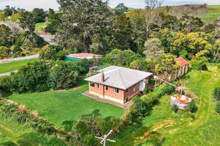 42 Ford Road Paparoa_33