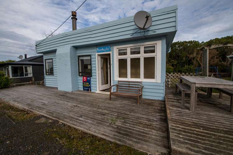 7 Kowhai Street Kaka Point_14