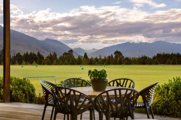 182 Faulks Road Wanaka_16