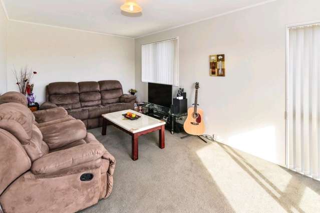 2/6 Myna Place Manurewa_2