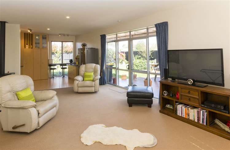 11 Collins Drive Waikuku Beach_6