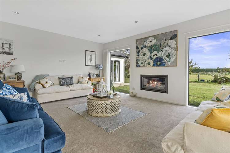 695 Essendon Road Darfield_35