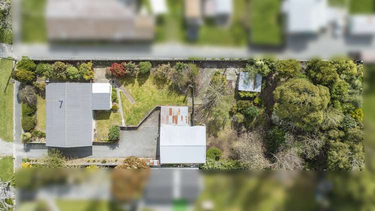 29 Sarsfield Street Southbridge_1