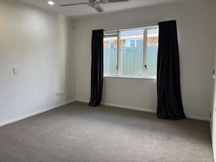 1/113 Cobham Drive 1074_7