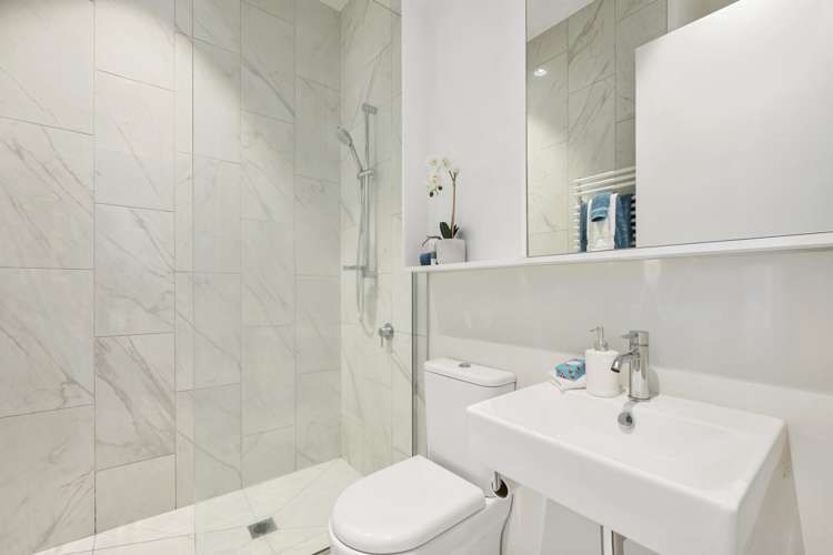 101/11 Jean Caldwell Way Island Bay_9