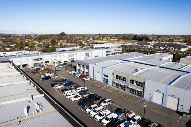 Units 14 & 15, 150 Cavendish Road Casebrook_1