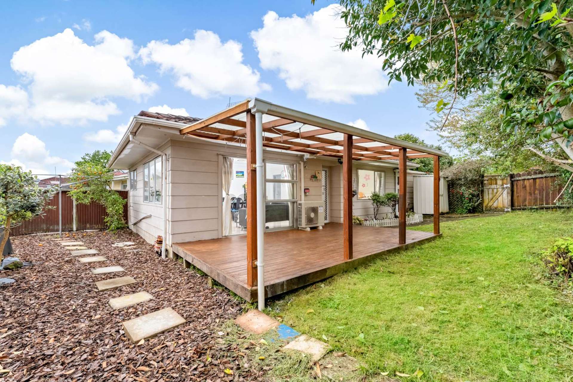 4/10 Rata Street New Lynn_0