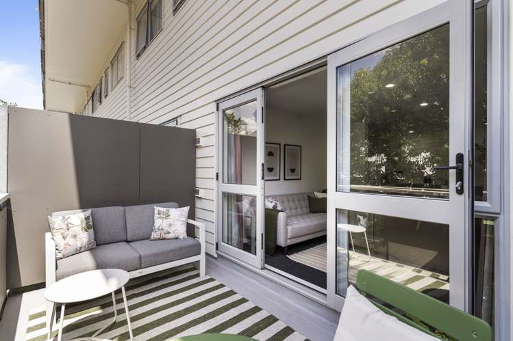 343/26 Morningside Drive Morningside_13