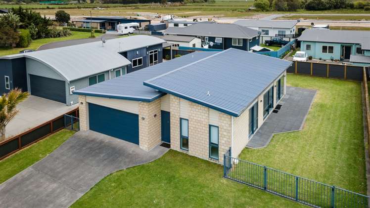 16 Surfers Avenue Waihi Beach_16