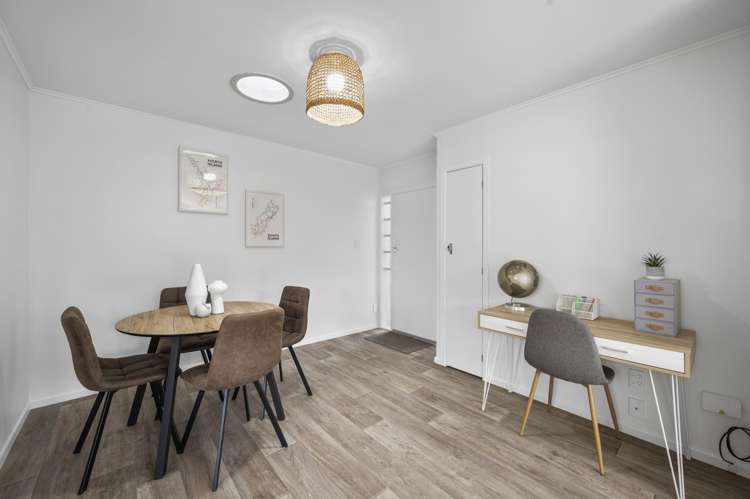 3/10A Meeanee Quay Westshore_5