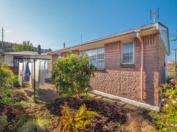 11c Baker Street Caversham_21