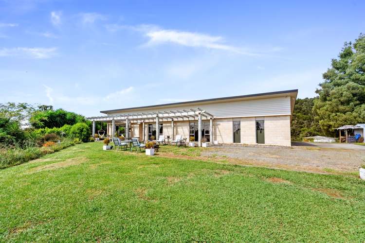 346 Kirikopuni Road Pakotai_16