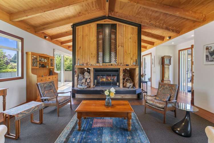 2/154 Mapara Road Acacia Bay_1