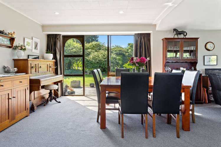 33 Guys Road Yaldhurst_10