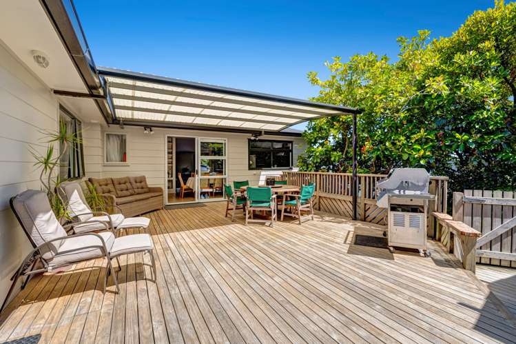 28 Gilshennan Valley Red Beach_21