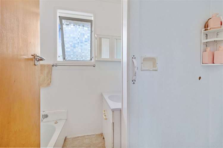 229 Chartwell Avenue Whangamata_35