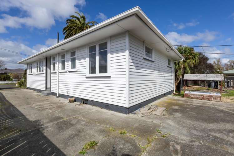 2 Firth Place Awapuni_24