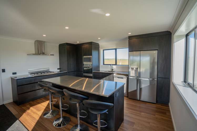 83 O'Shannessy Road Winton Surrounds_2