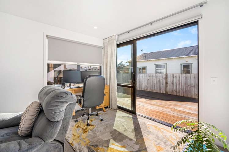 10A Crest Street Tainui_19