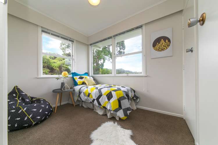 38 Rimutaka Place Titirangi_13