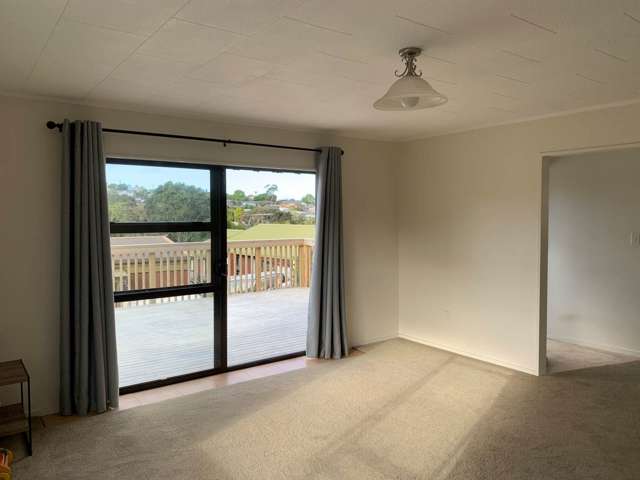 72 Gledstane Road Stanmore Bay_3