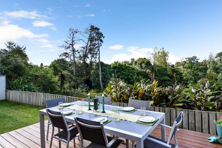 50 Tomin Road Glenview_18