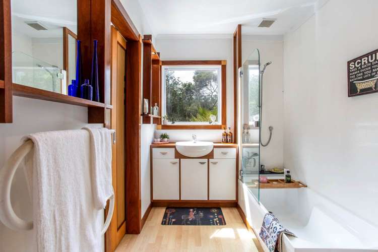 18 Dene Court Lane Greenhithe_20