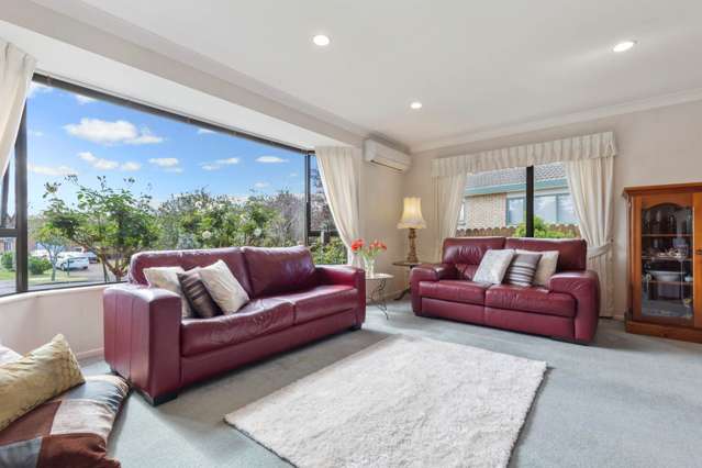 7 Flora Place Wattle Downs_1