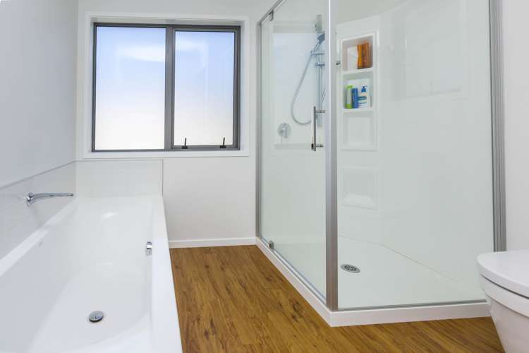 9 Chalfont Road Silverstream_16